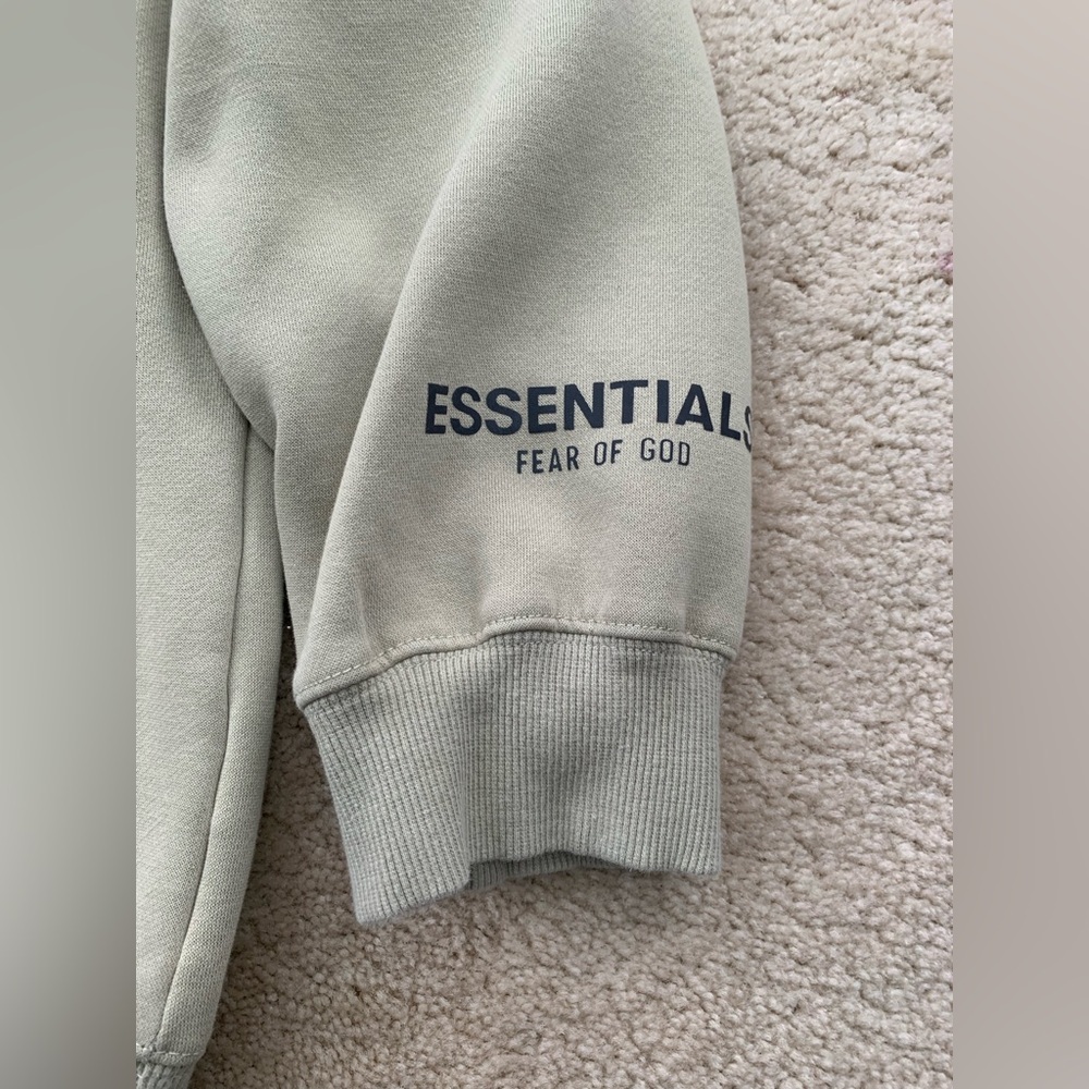 Fear of God Essentials Size Large SSENSE Pullover Hoodie in Green Concrete - Picture 7 of 10